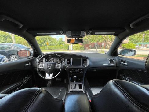 Used 2014 Dodge Charger R/T image 30