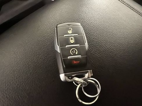 Used 2022 RAM 1500 Big Horn AWD/4WD image 20