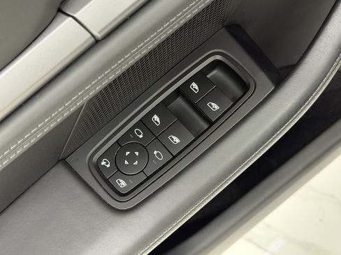 Certified 2023 Porsche Taycan GTS AWD/4WD image 30