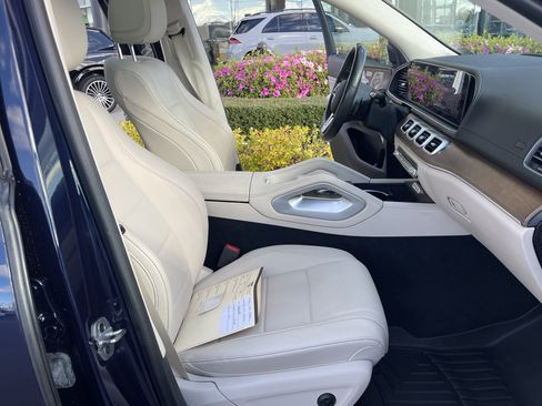 Certified 2022 Mercedes-Benz GLS 450 4MATIC image 35