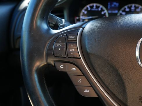 Used 2013 Acura ILX w/ Premium Package image 28