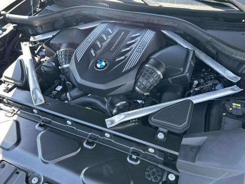 Used 2022 BMW X5 M50i w/ Executive Package AWD/4WD image 15