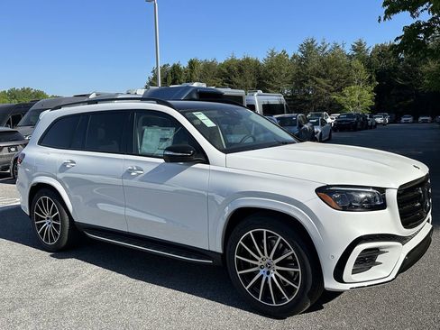 New 2026 Mercedes-Benz GLS 450 4MATIC image 2