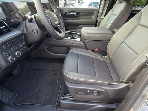 New 2026 Chevrolet Tahoe Premier AWD/4WD image 17