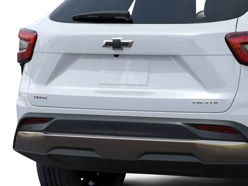 New 2026 Chevrolet Trax ACTIV w/ Sunroof Package image 14