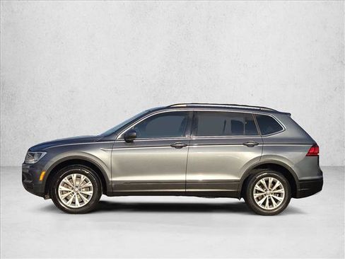 Used 2019 Volkswagen Tiguan SE w/ Panoramic Sunroof Package AWD/4WD image 8