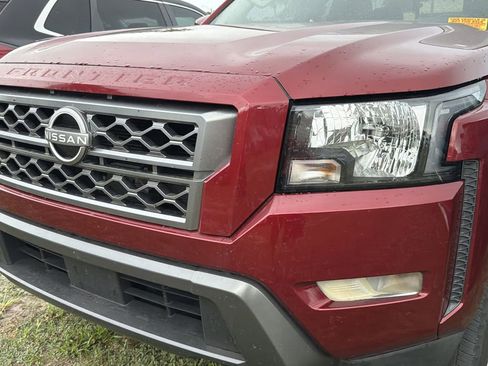 Used 2023 Nissan Frontier SV w/ SV Convenience Package AWD/4WD image 4