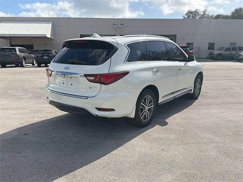 Used 2020 INFINITI QX60 Luxe w/ Essential Package image 7