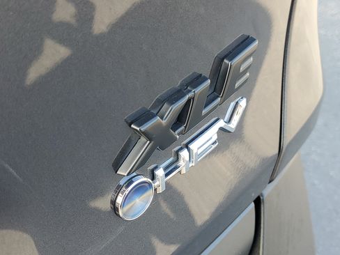 Certified 2025 Toyota RAV4 XLE AWD/4WD image 7