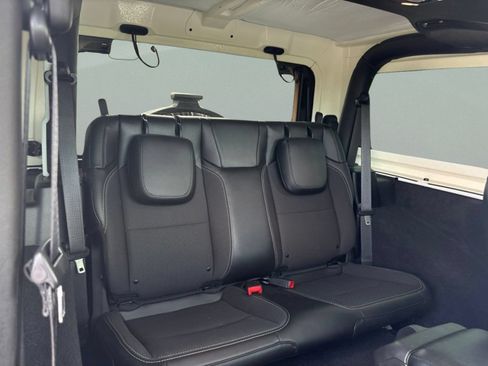 Used 2023 Jeep Wrangler Sport AWD/4WD image 27