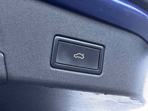 Used 2021 Volkswagen ID.4 Pro S image 11