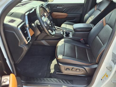 Used 2023 GMC Canyon AT4 w/ AT4 Premium Package AWD/4WD image 20