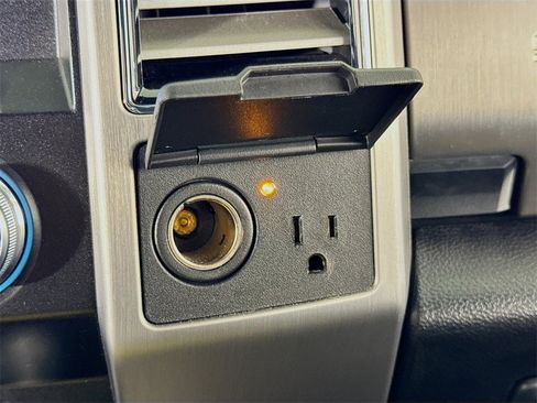 Used 2020 Ford F350 Platinum image 32