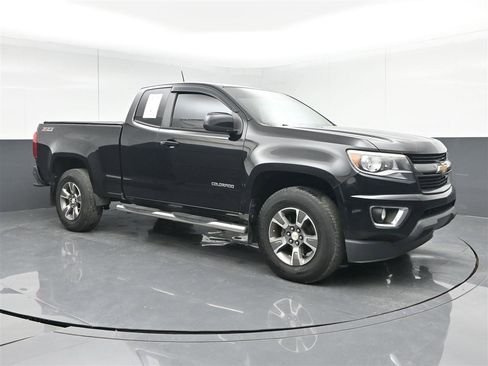 Used 2015 Chevrolet Colorado Z71 image 3