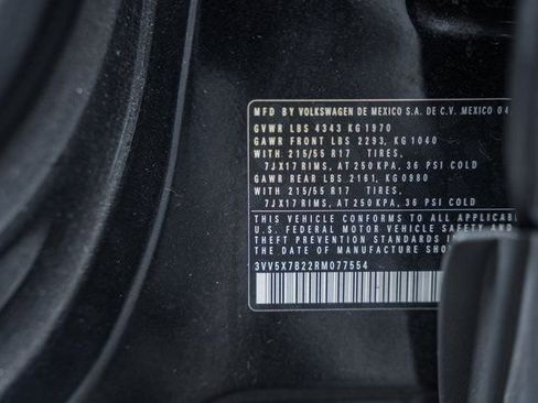 Used 2024 Volkswagen Taos S w/ MDO Package image 40