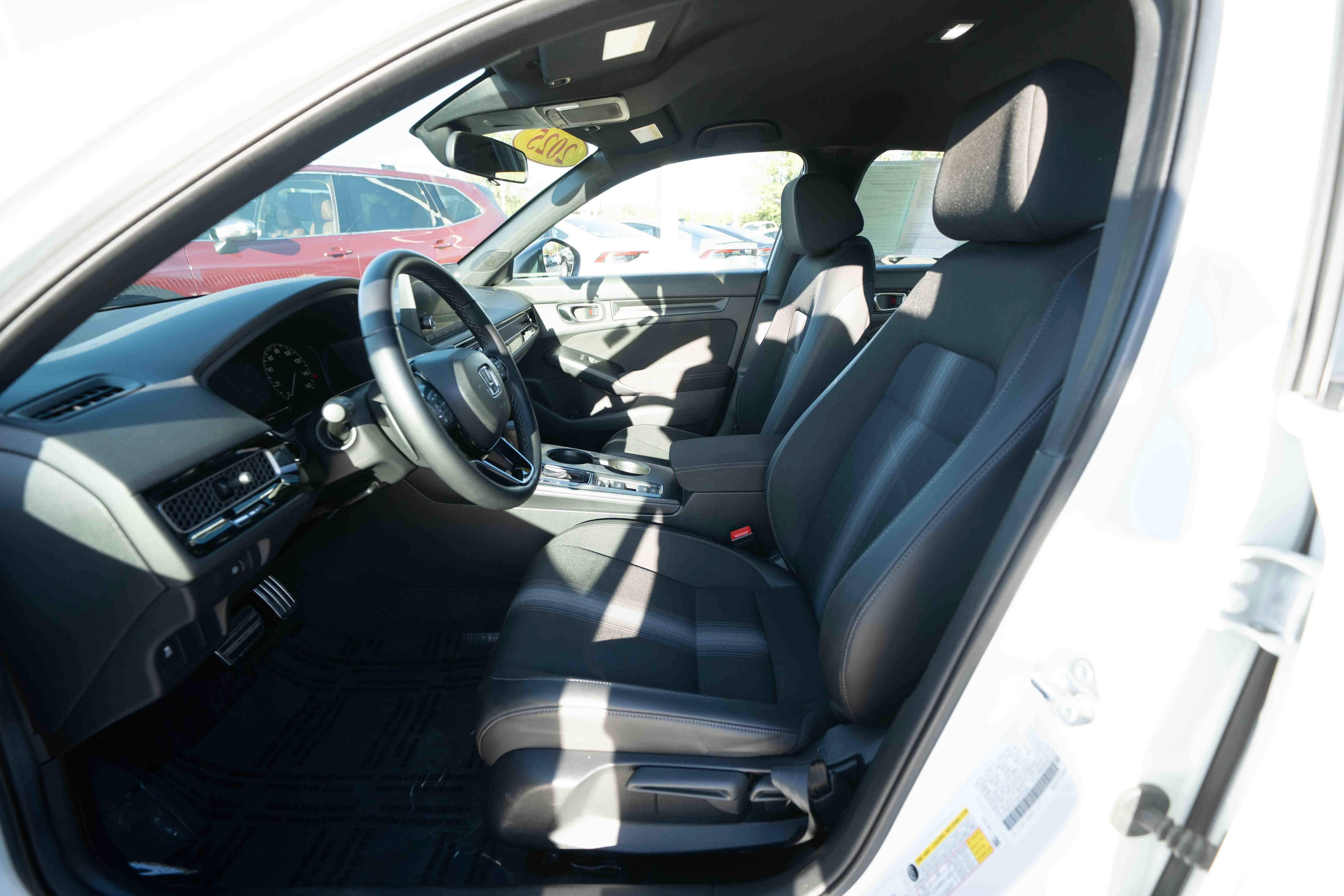 Certified 2025 Honda Civic Sport image 9