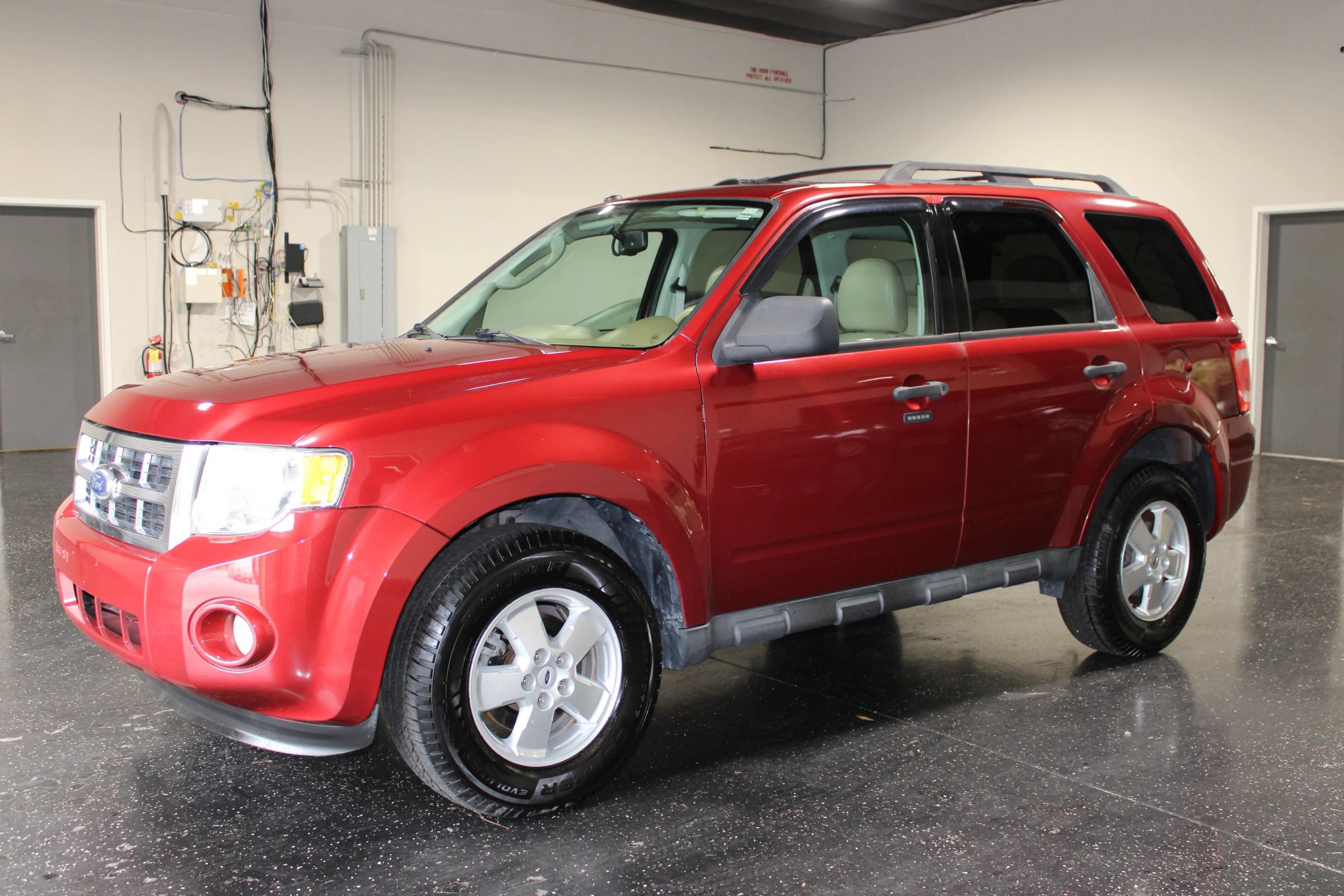 Used 2012 Ford Escape XLT FWD image 6