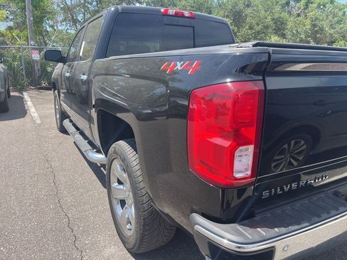 Used 2018 Chevrolet Silverado 1500 LTZ w/ Sport Package AWD/4WD image 5