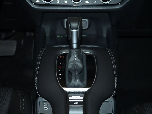 New 2026 Honda HR-V EX-L image 22