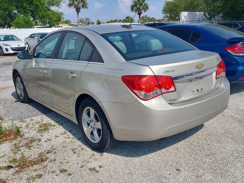 Used 2015 Chevrolet Cruze LT w/ Technology Package image 6