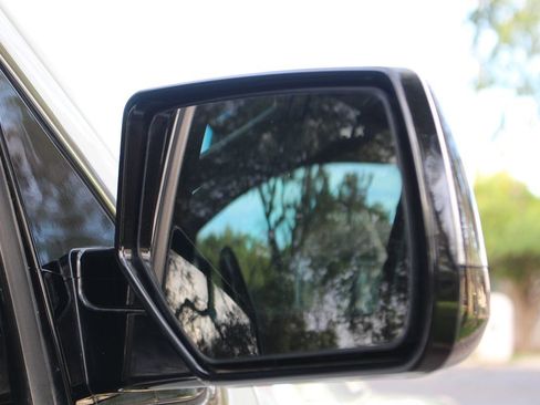 Used 2019 Chevrolet Tahoe Premier image 68