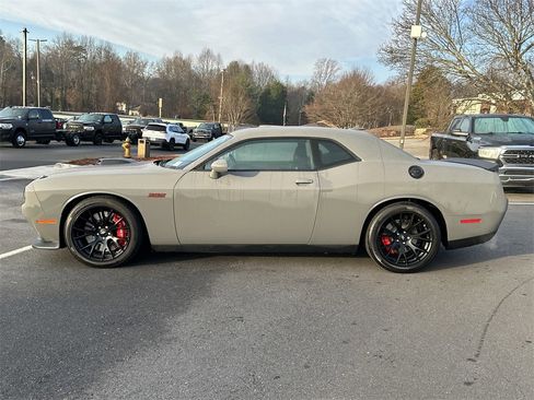 Used 2023 Dodge Challenger R/T Scat Pack w/ Plus Package image 2