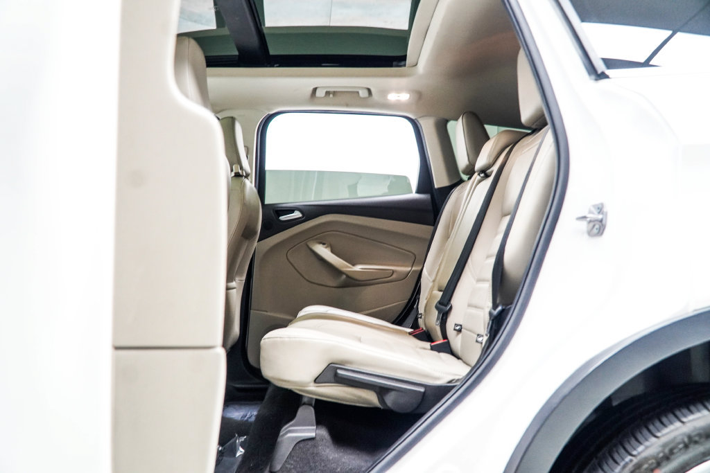 Used 2019 Ford Escape Titanium FWD image 41