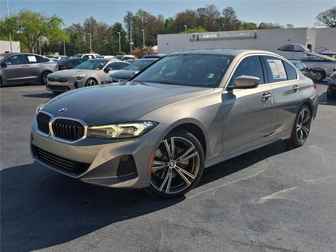 Used 2024 BMW 330i Sedan w/ Premium Package image 24