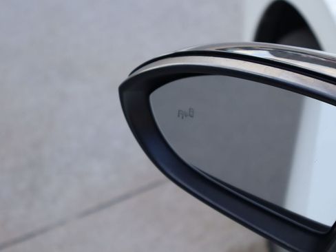 Used 2020 Volkswagen Jetta R-Line FWD image 20
