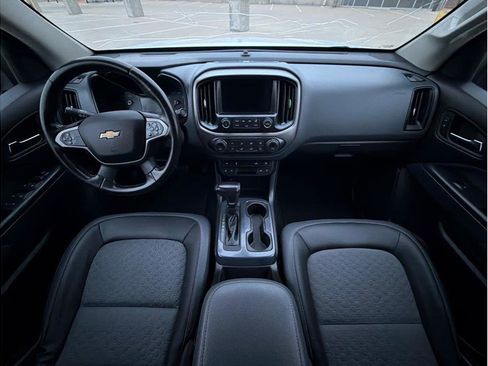 Used 2018 Chevrolet Colorado Z71 image 15