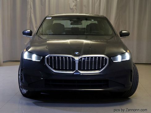 New 2026 BMW 530i xDrive 530i xDrive w/ Premium Package image 5