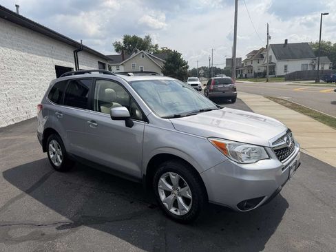 Used 2016 Subaru Forester 2.5i Limited AWD/4WD image 6