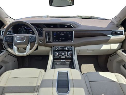 Used 2021 GMC Yukon Denali image 9