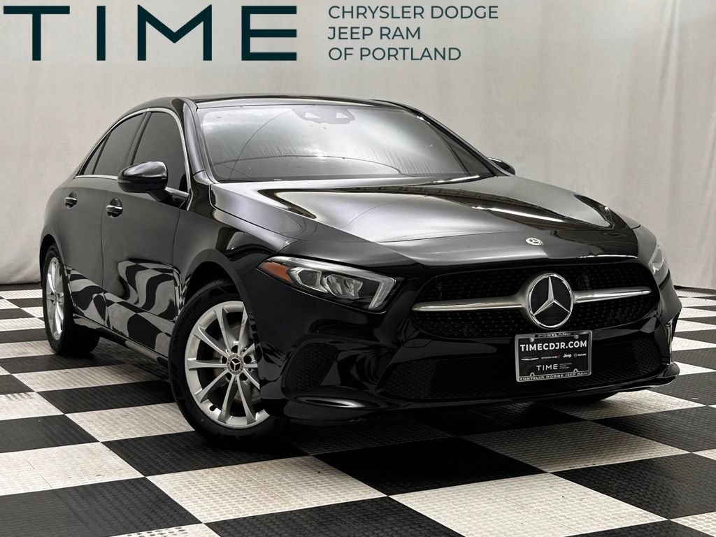 Used 2019 Mercedes-Benz A 220 4MATIC image 1