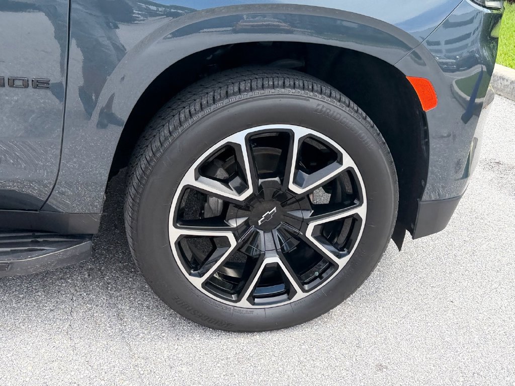 Used 2021 Chevrolet Tahoe RST RWD image 9