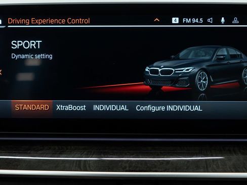 Used 2023 BMW 530e xDrive w/ Executive Package image 28