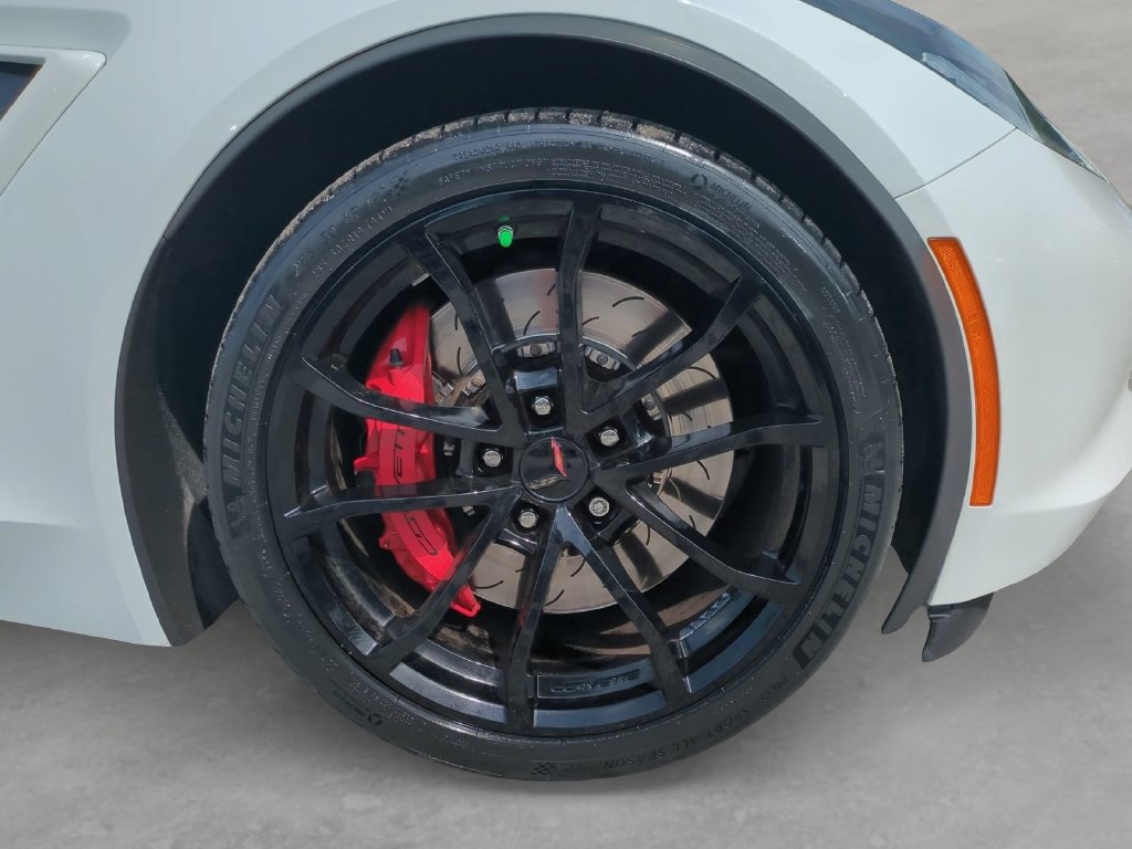 Used 2019 Chevrolet Corvette Grand Sport w/ Carbon Flash Badge Package RWD image 10