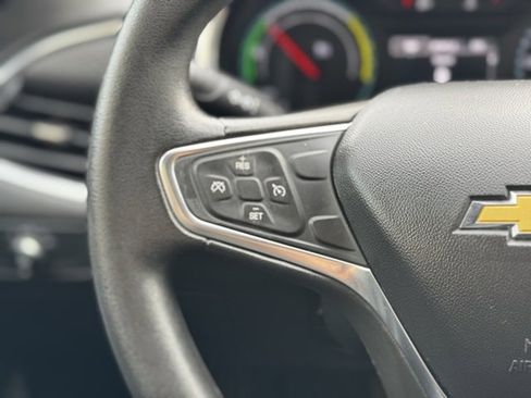 Used 2017 Chevrolet Malibu Hybrid image 23