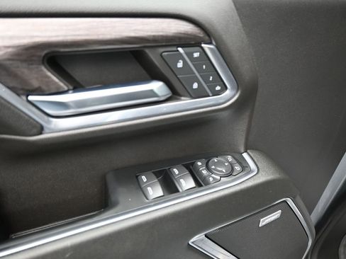 Used 2024 Chevrolet Silverado 2500 LTZ w/ LTZ Plus Package image 9