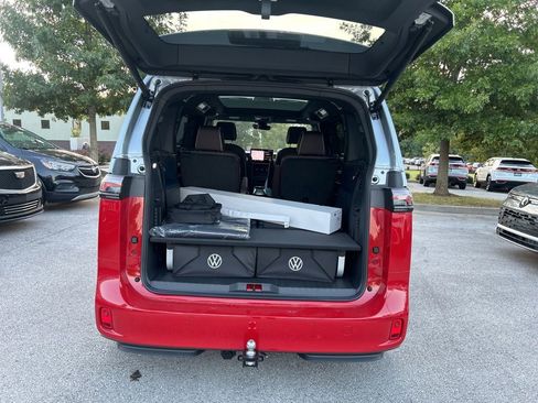 New 2025 Volkswagen ID. Buzz Pro S Plus image 31