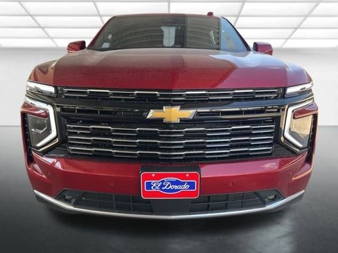 New 2025 Chevrolet Suburban High Country image 3