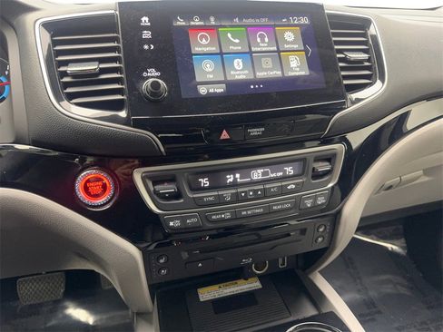 Used 2019 Honda Pilot Elite image 64