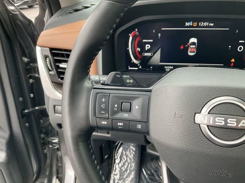 Certified 2025 Nissan Rogue Platinum w/ Platinum Premium Package image 22