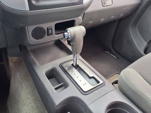 Used 2015 Nissan Frontier S RWD image 25