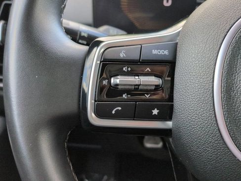 Used 2025 Kia Sorento S FWD image 23