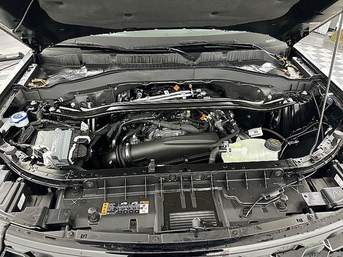 New 2026 Ford Explorer ST-Line image 23