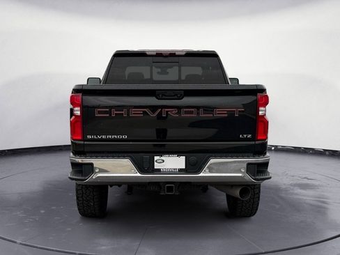 Used 2021 Chevrolet Silverado 2500 LTZ w/ LTZ Premium Package image 6