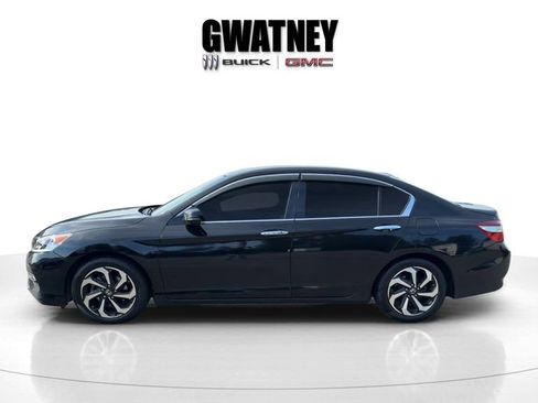 Used 2017 Honda Accord EX-L image 6