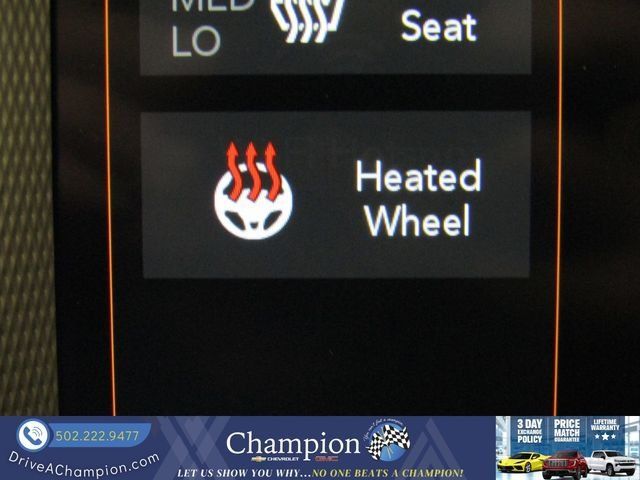 Used 2023 Jeep Gladiator Rubicon w/ LED Lighting Group AWD/4WD image 8