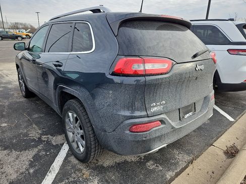 Used 2018 Jeep Cherokee Limited image 5